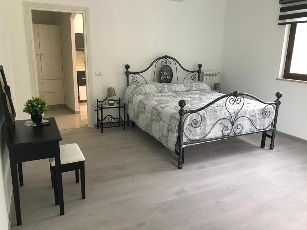 B&B 40 Steps Вико-Экуенсе Экстерьер фото